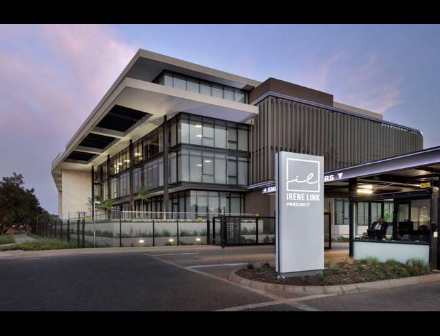 1,530M² OFFICE TO LET IN DORINGKLOOF